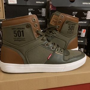 Levi’s mason HI 501 size 10M